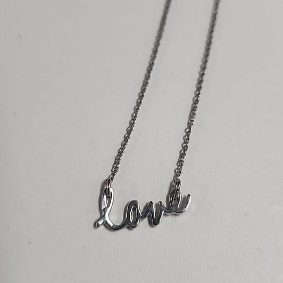 LOVE Necklace Silver Tone - Picture 1 of 3